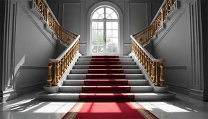 Mẹo phong thủy cho cầu thang hướng ra cửa trước